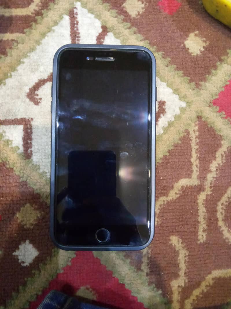 Apple iPhone 7 Plus 1