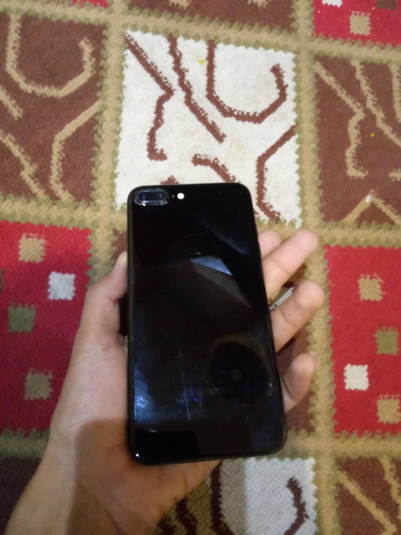 Apple iPhone 7 Plus 3