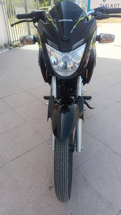 HONDA CB15F MODLE 2026 ALL PUNJAB RIGISTER ORIGNAL MILEAGE