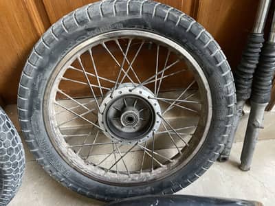 Suzuki gs 150 parts