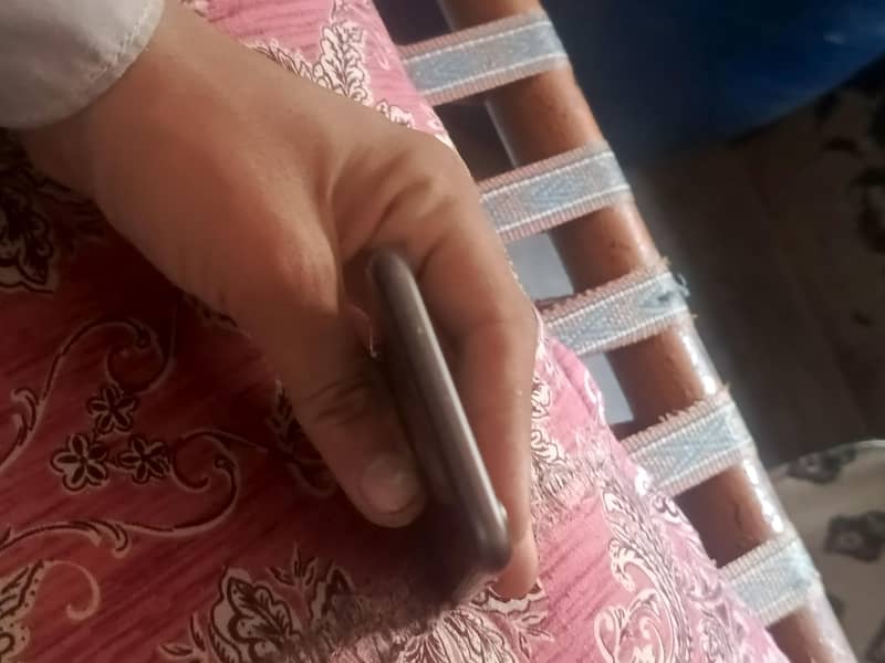 Apple iPhone 8 1