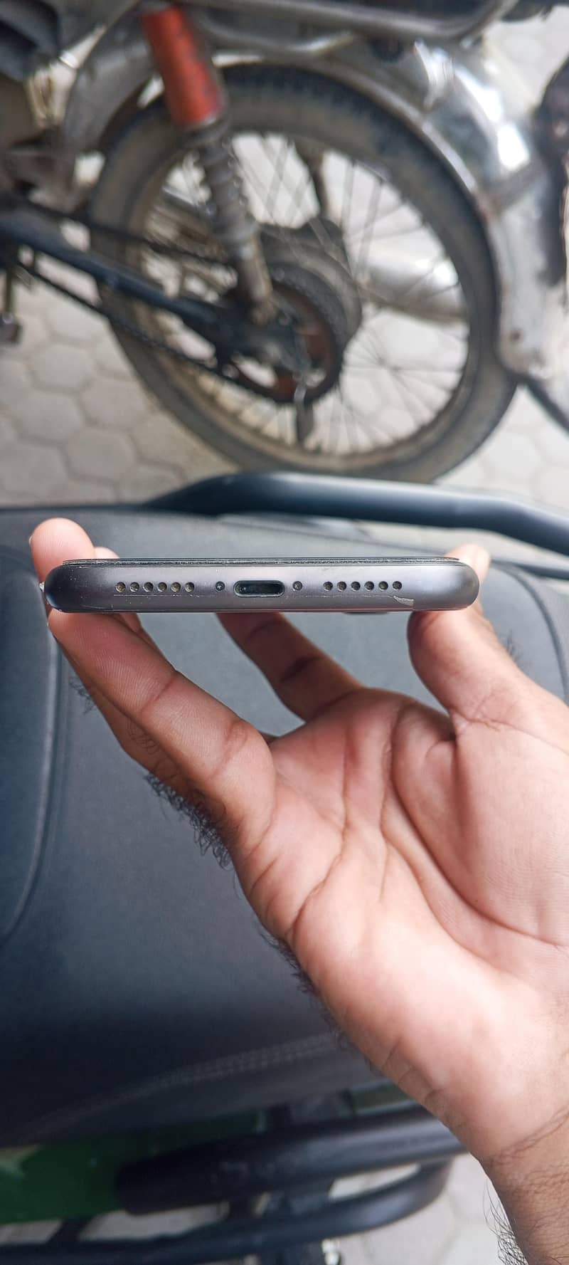 Apple iPhone 11 1