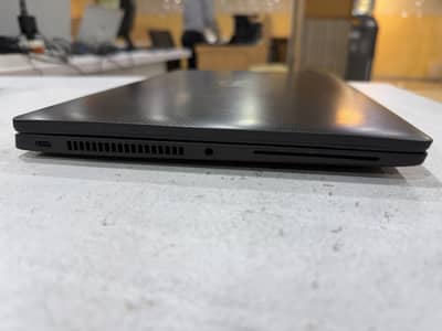 Dell 7420 touch  Corei7 11 gen