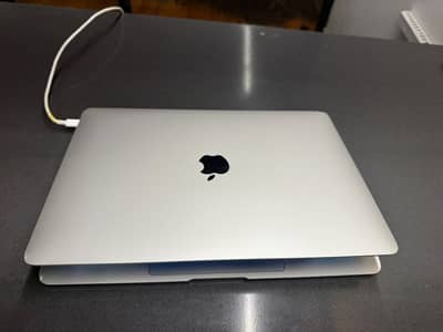 Macbook Air 13 Inch 2019