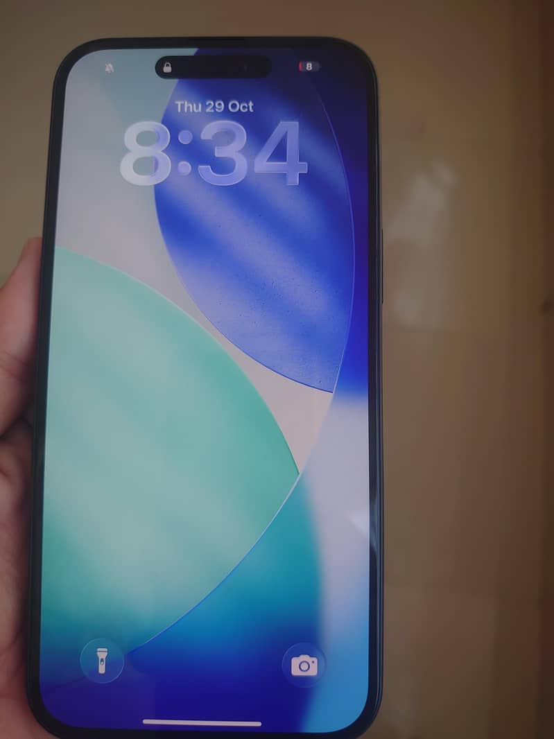 caApple iPhone 16 Plus 1