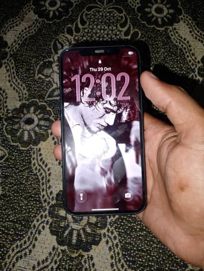 Apple iPhone 12