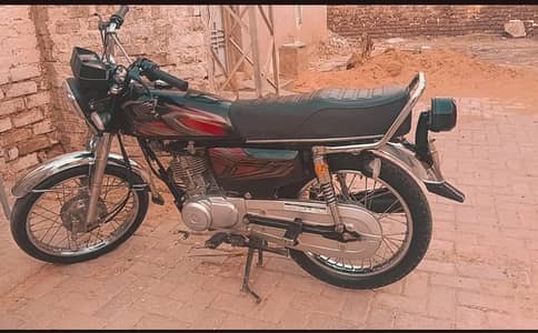 Honda CG 125 2022 (REGISTERED) BEST CONDITION