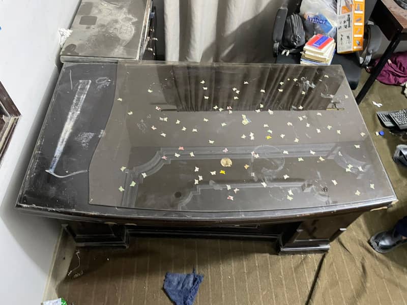 Full-size Office table 1