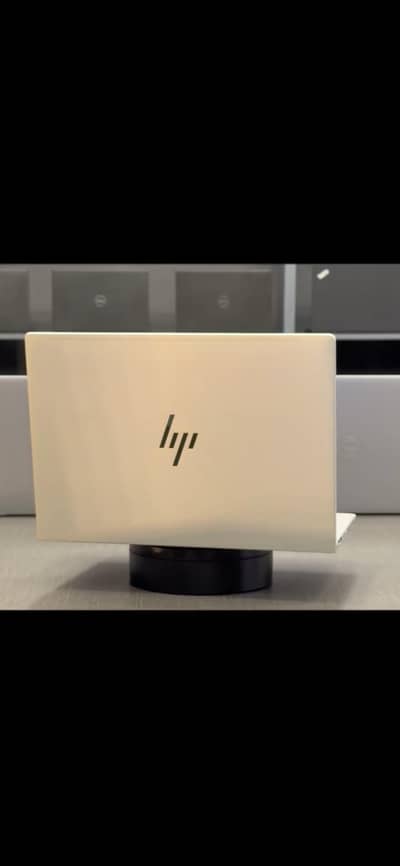 i5 11th Gen Laptop – Silver – Excellent Condition