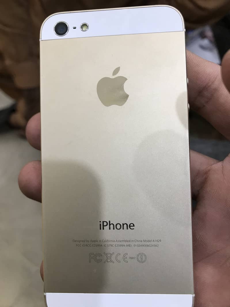 Apple iPhone 5 0