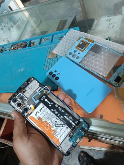 Samsung Mobile A32 all parts available