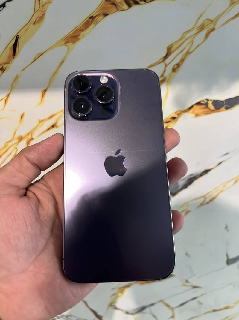 Apple iPhone 14 Pro Max 0