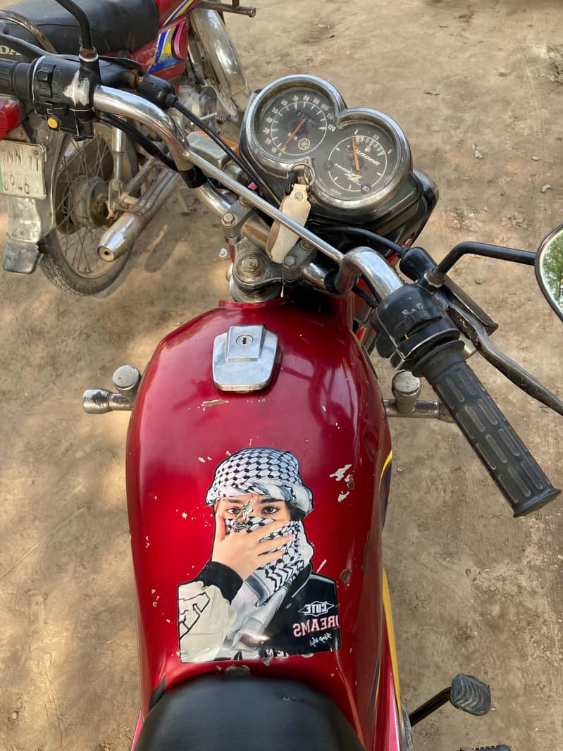 Yamaha Junoon 0