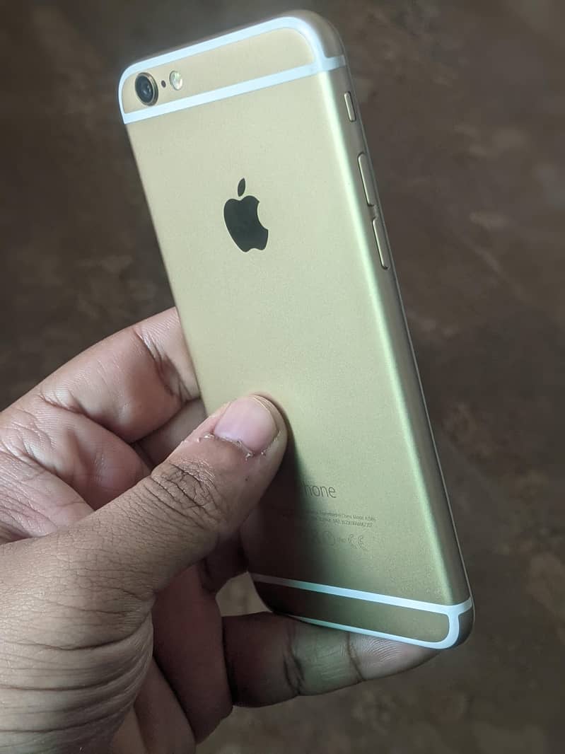 Apple iPhone 6S 3