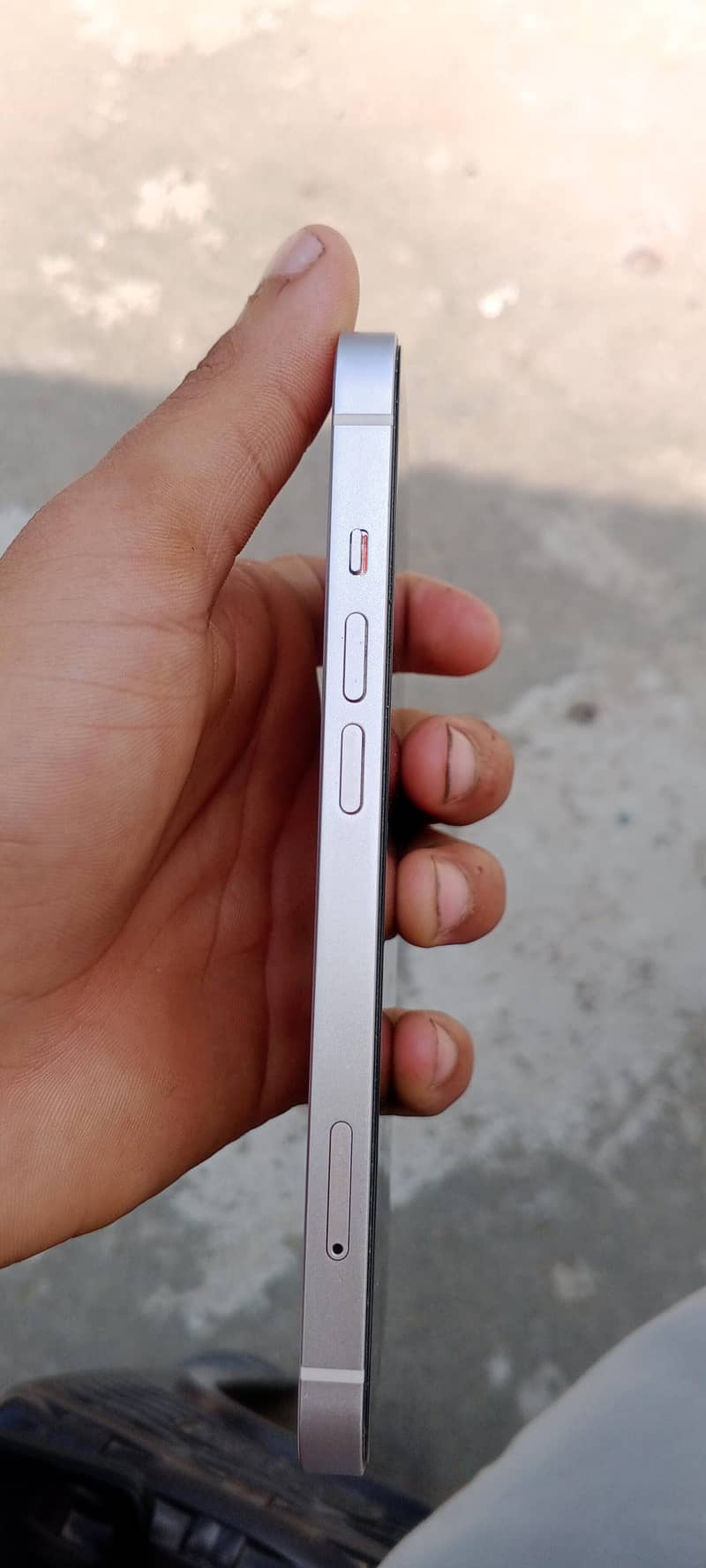 Apple iPhone 13 1