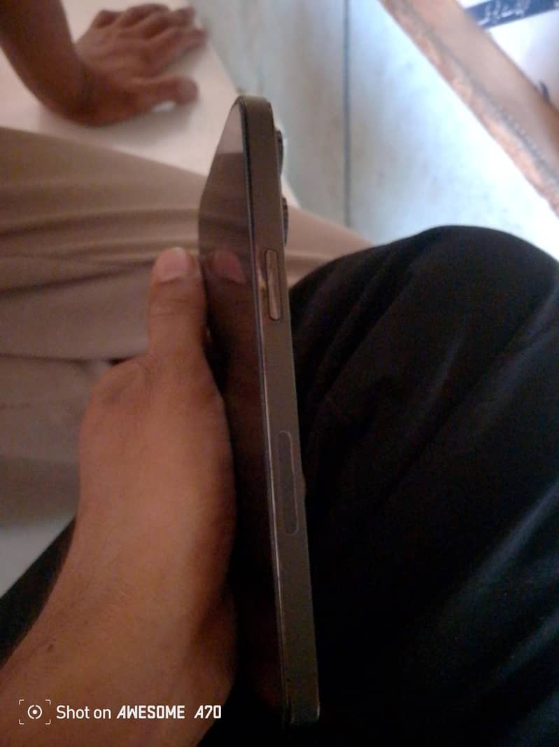 Apple iPhone 14 Pro Max 1