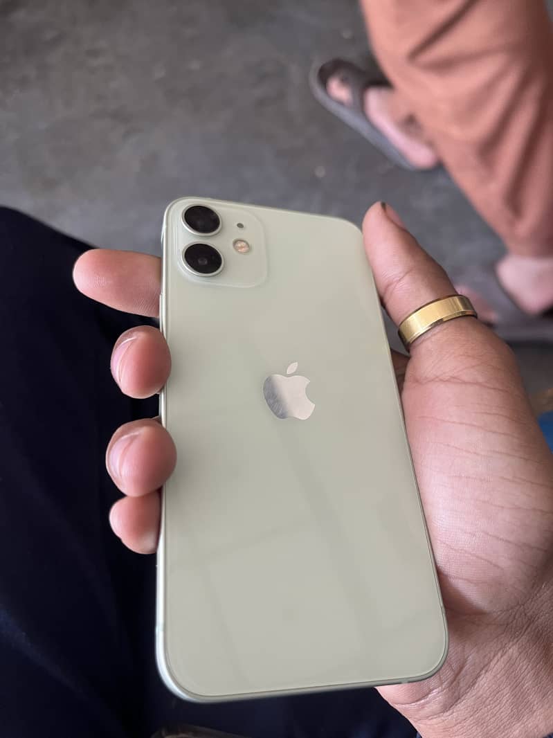 Apple iPhone 12 mini 1