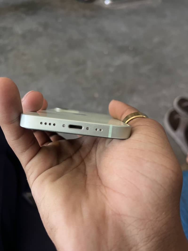 Apple iPhone 12 mini 5