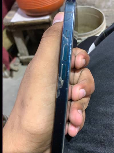 Apple iPhone 14