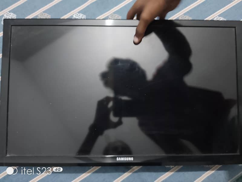 Samsung LCD 9