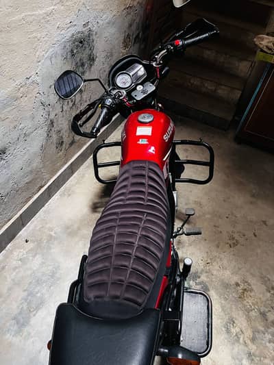 Suzuki DT 110S 110cc – 3700 KM Driven – Excellent Condition