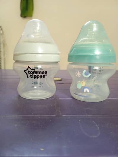 Pack of 2 Original Tommee Tippee Baby Feeding Bottles – 150ml