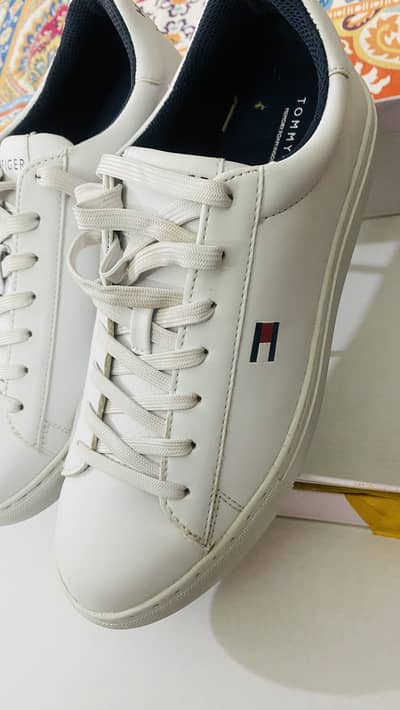 tommy hilfiger orgnal boots