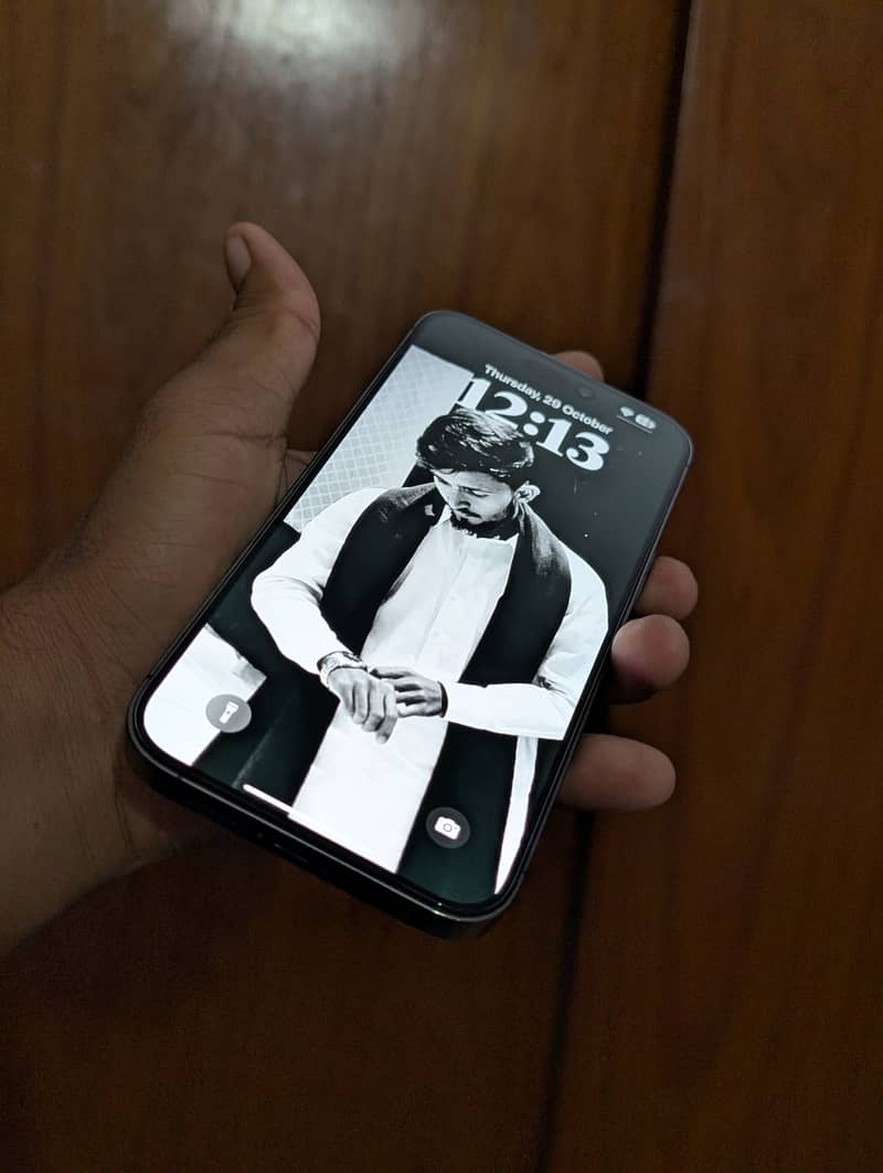Apple iPhone 14 Pro Max 0