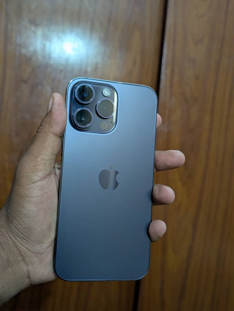 Apple iPhone 14 Pro Max 6