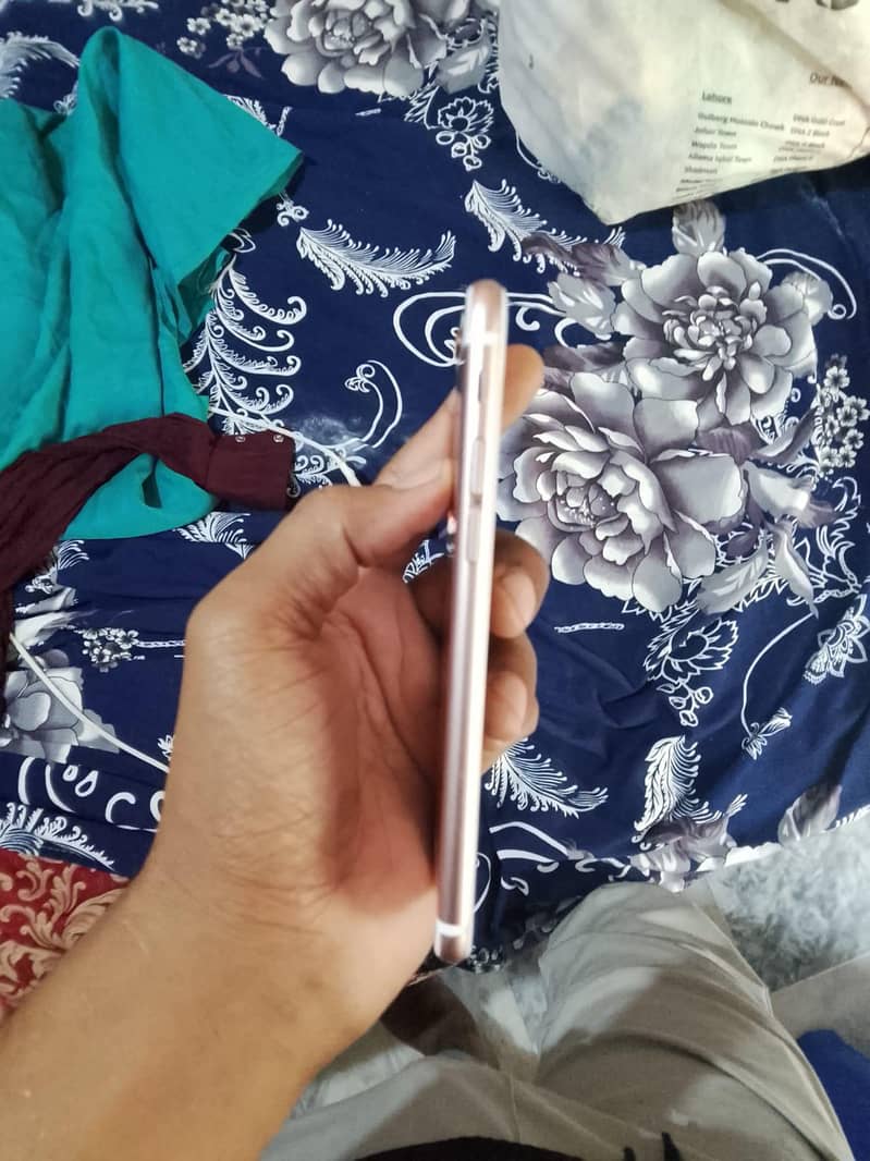 Apple iPhone 6 3
