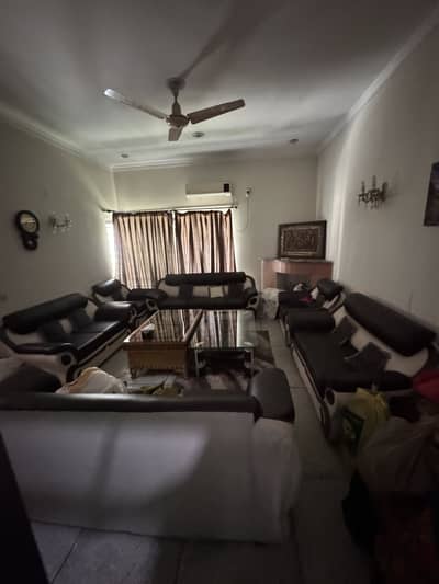 20 Marla Upper Portion With 2 Bedrooms Near Expo Centre JoharTown