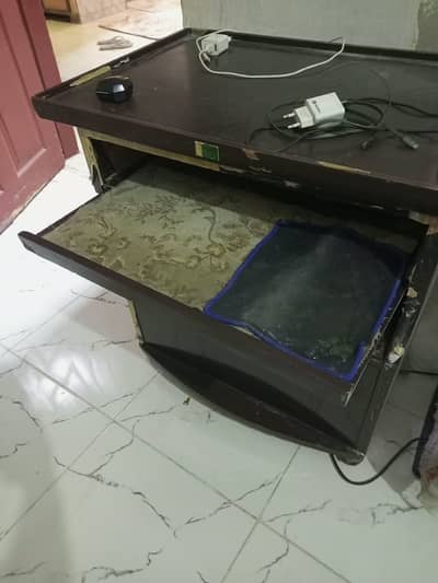 Computer Table