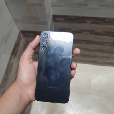 Sumsung A24 10/8