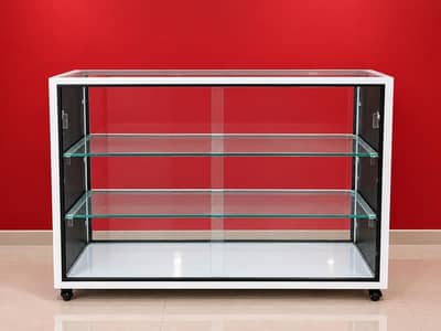 showcase counter