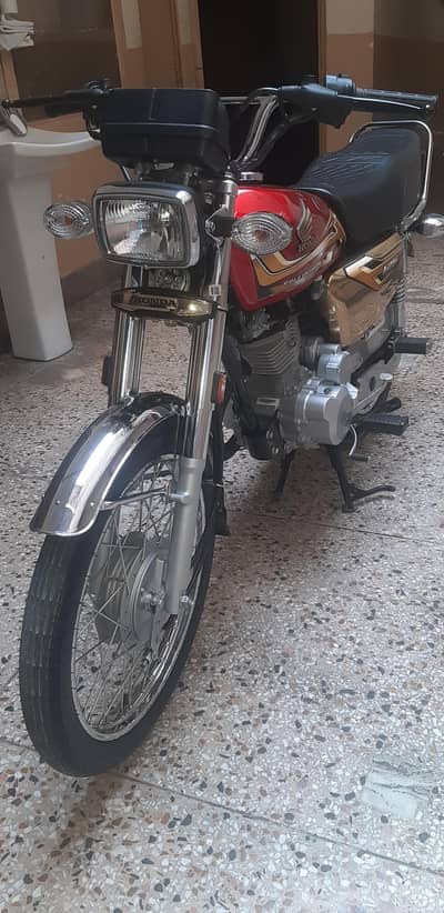Gold edition, self start,scratch less condition