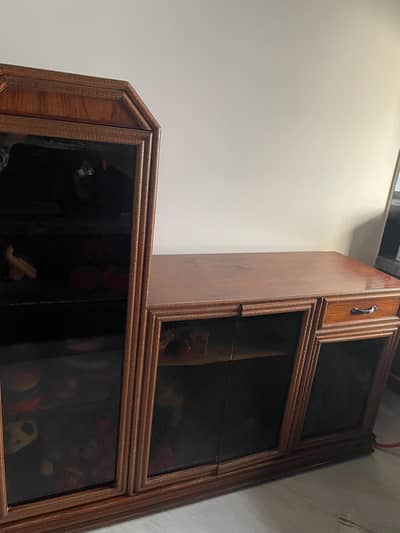 Tv trolly and showcase