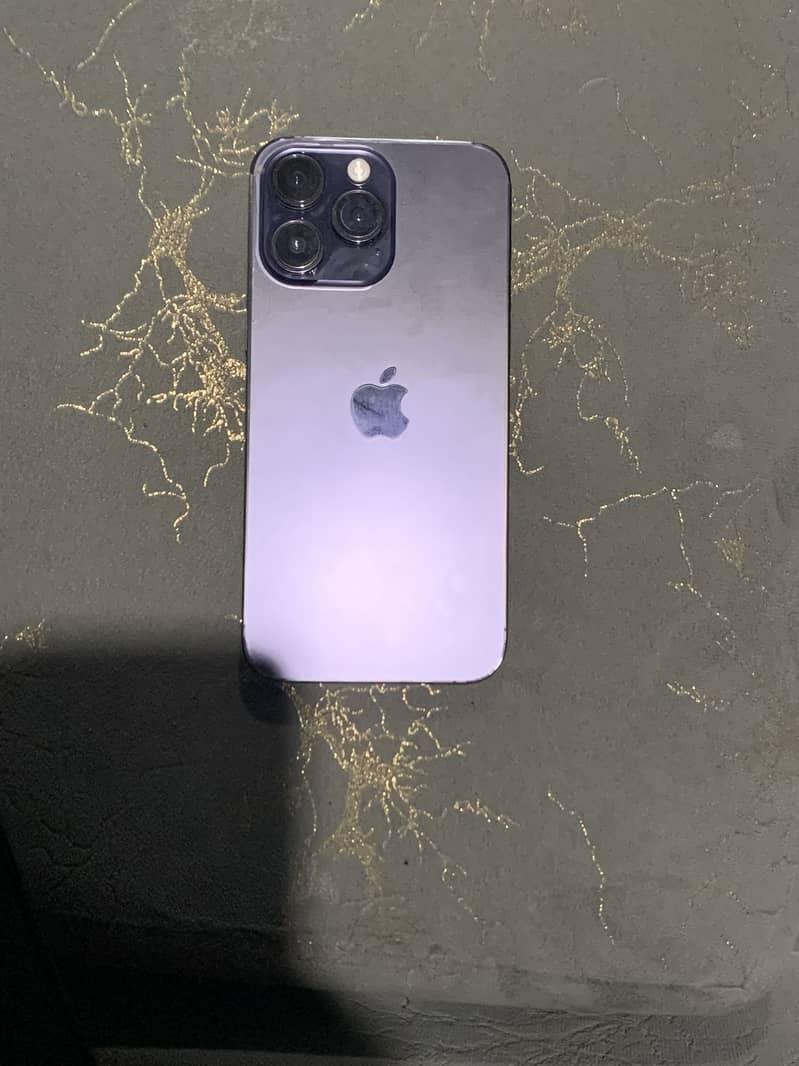 Apple iPhone 14 Pro Max 0