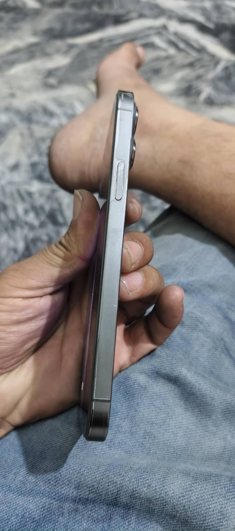Apple iPhone 13 Pro Max 1