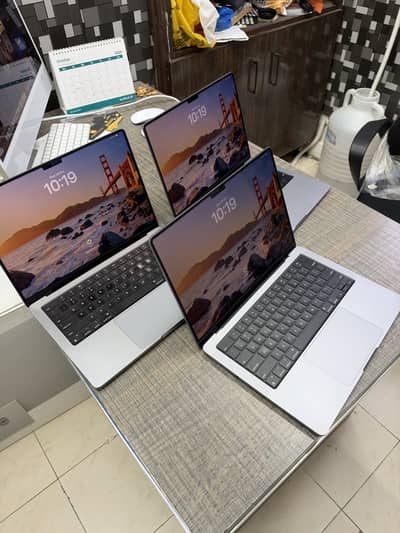 MACBOOK PRO M2 MAX 2023 14 INCH 32GB 1TB 12 CPU 30 GPU 3 UNITS AVLIBLE