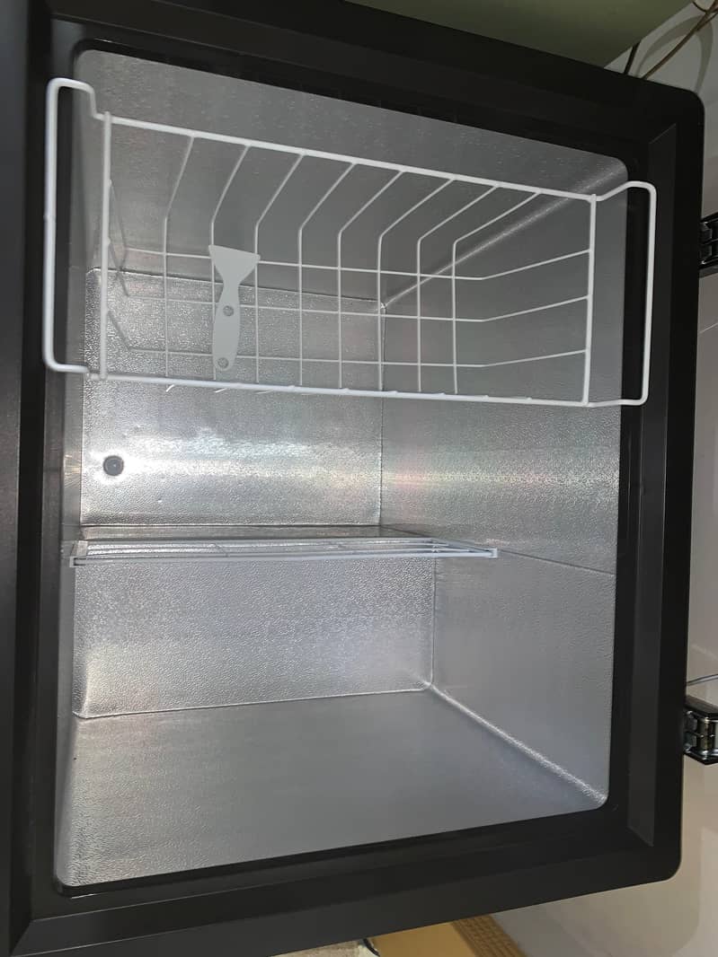 deep freezer 1