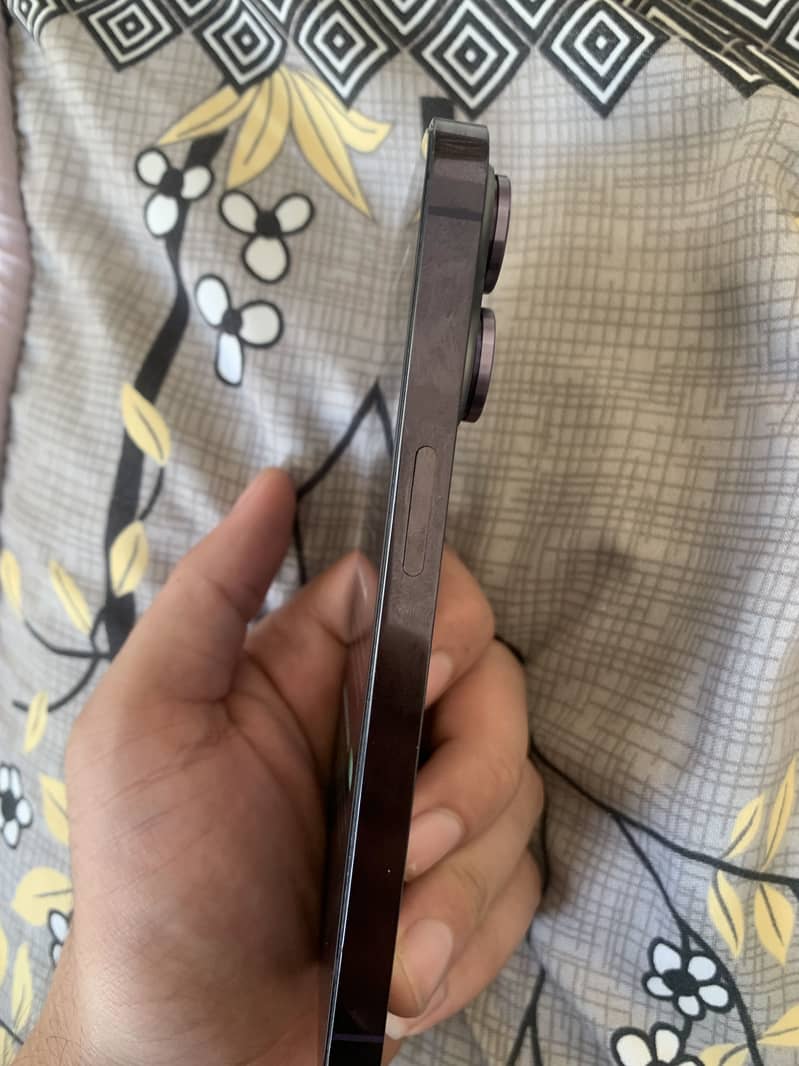 Apple iPhone 14 Pro 3