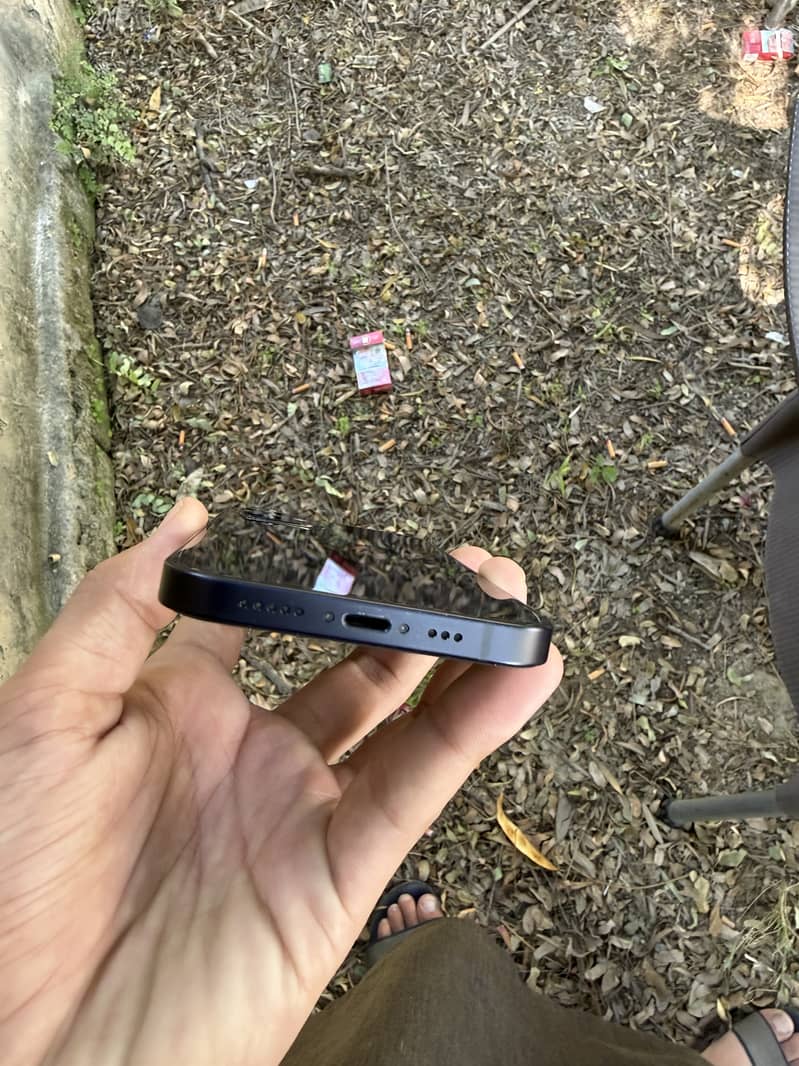 Apple iPhone 12 2