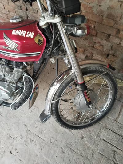 Honda 125 for sell self start 5 gair