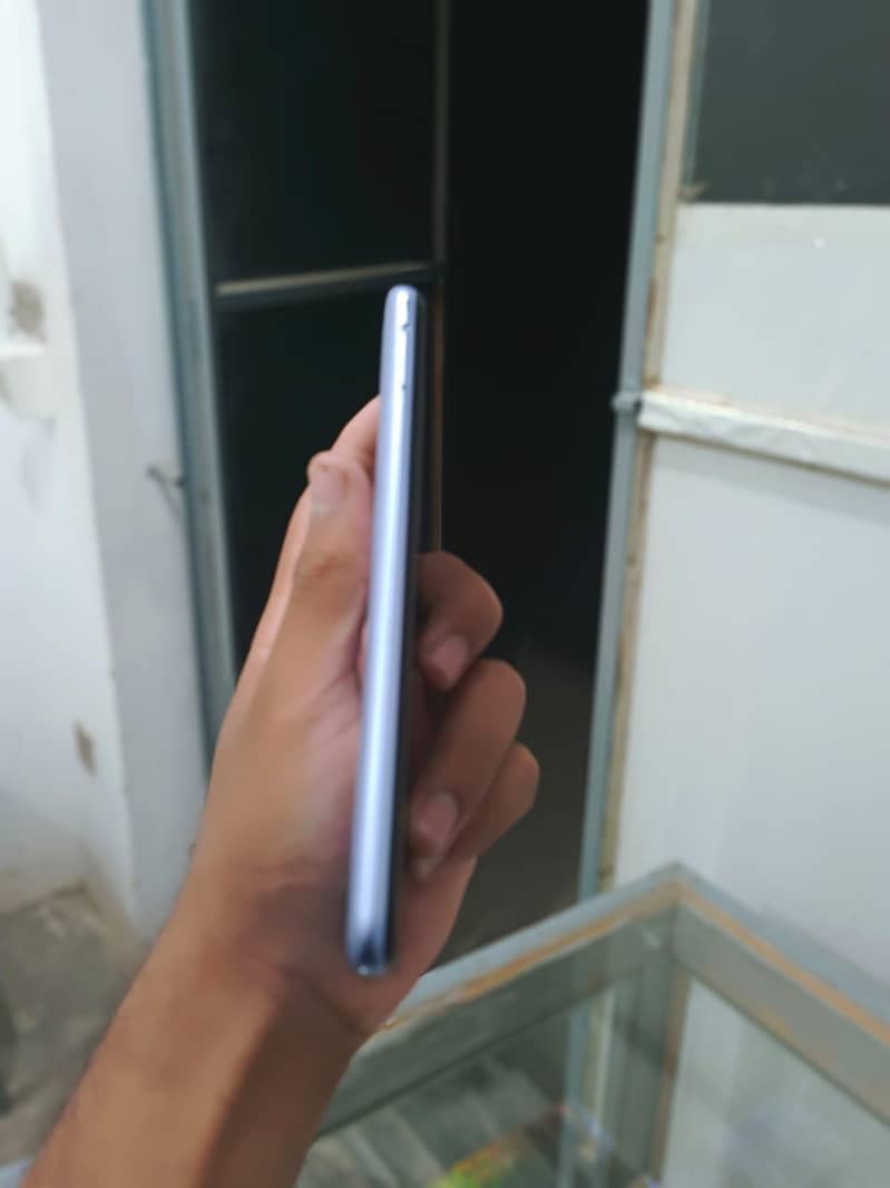 Realme C25 1