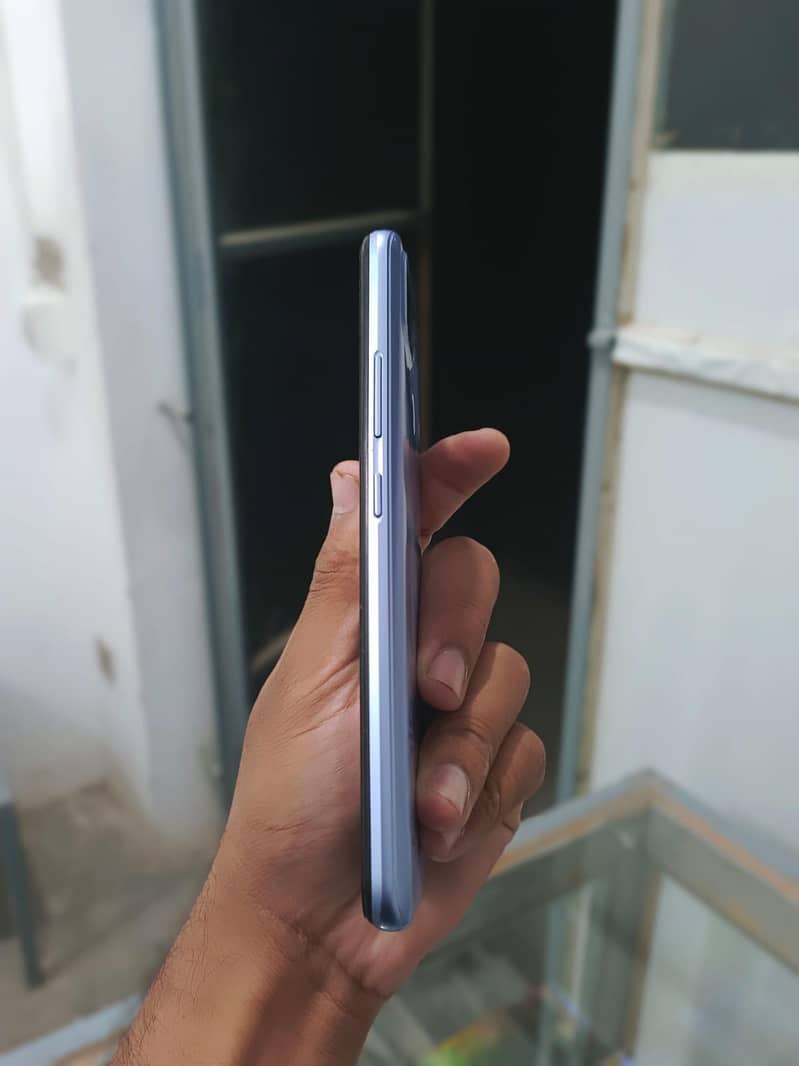 Realme C25 2