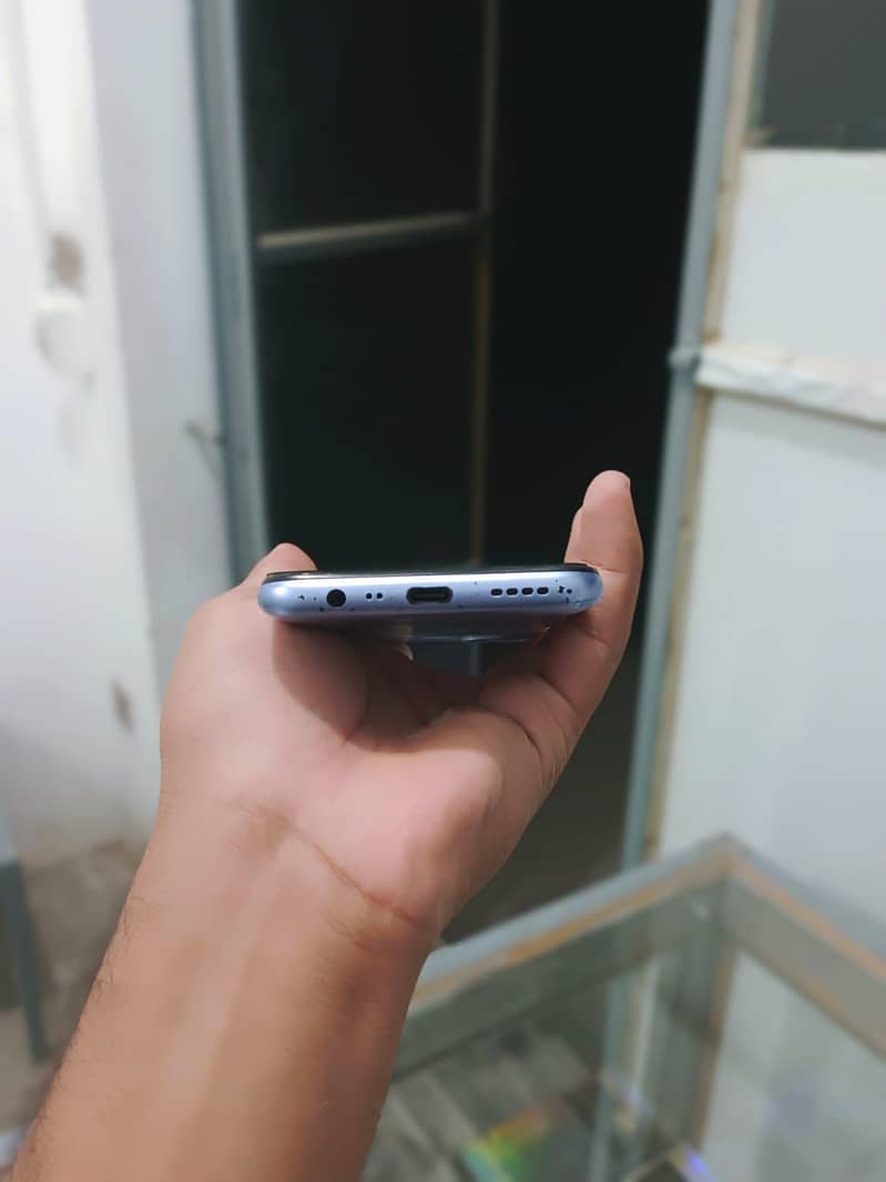 Realme C25 3