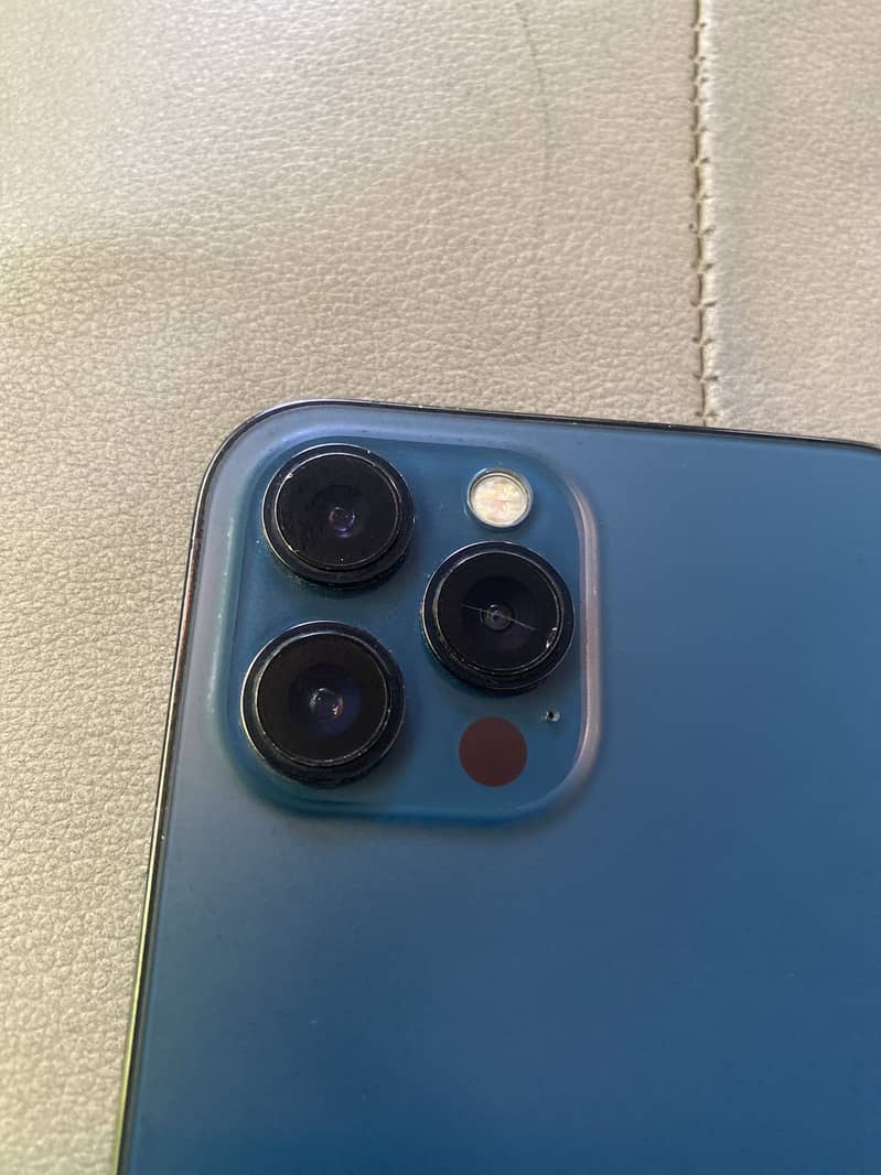 Apple iPhone 12 Pro Max 1