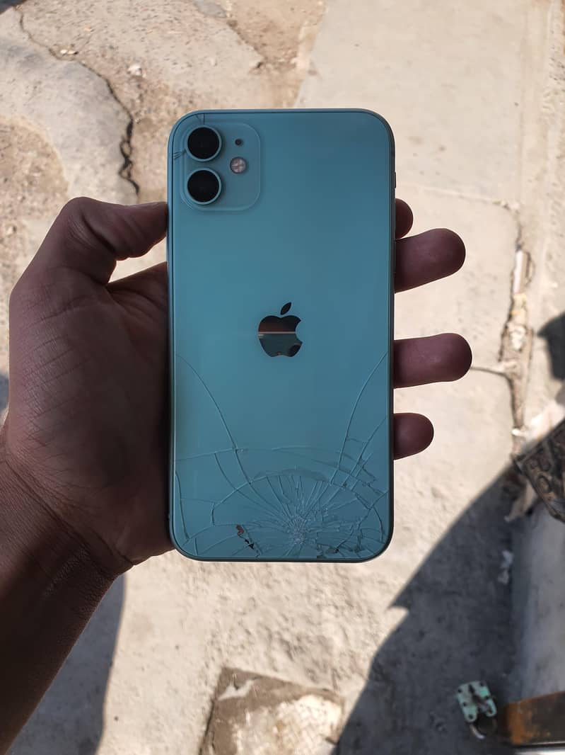 Apple iPhone 11 0