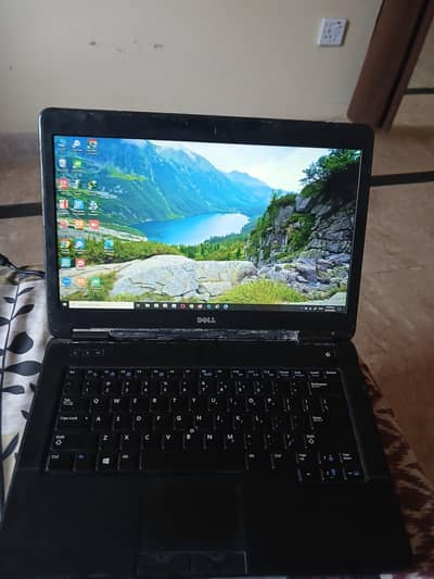 DELL cyberspace laptop