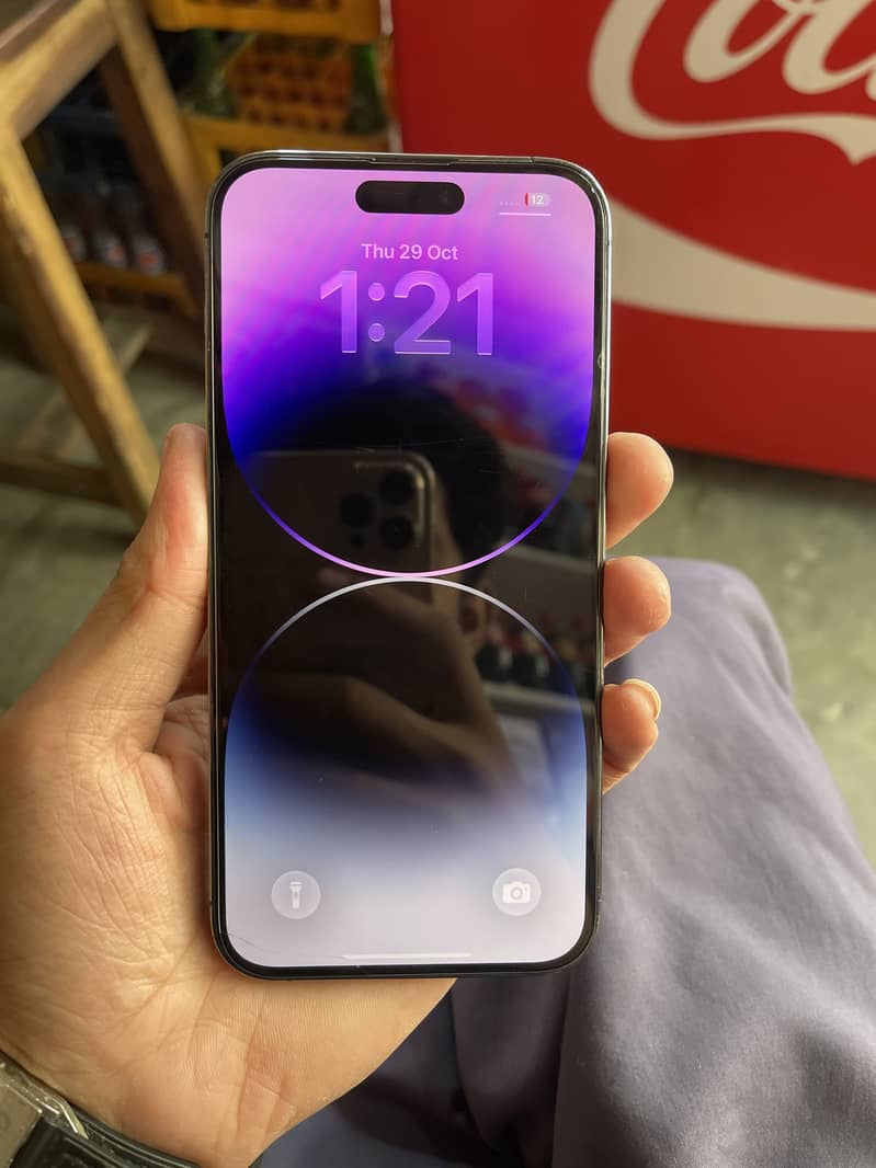Apple iPhone 14 Pro Max 1